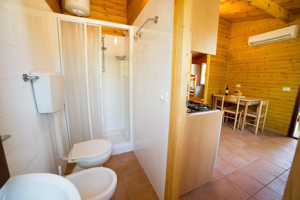 Camping Dei Tigli Torre del Lago Puccini Zimmer foto